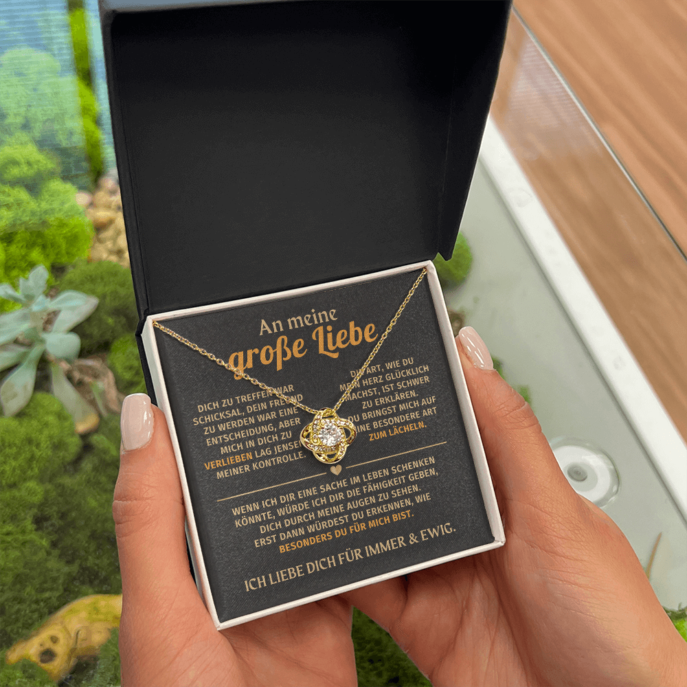 Geschenk für Freundin – Halskette „Jenseits meiner Kontrolle“