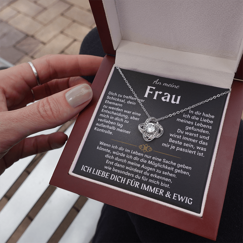 Geschenk für Frau – Halskette „Außerhalb meiner Kontrolle“ – Schwarz